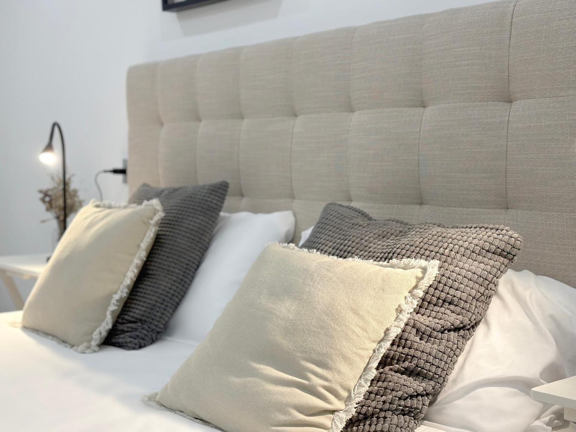 Encantador Apartamento Junto Al Ayuntamiento Bilbao Buitenkant foto